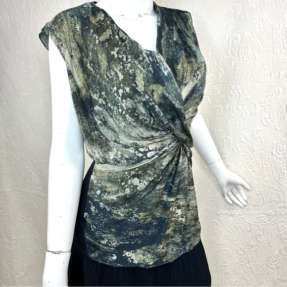 Helmut Lang Stretch Silk Raven Print Sateen Twisted Waist Sleeveless Top - Picture 9 of 13